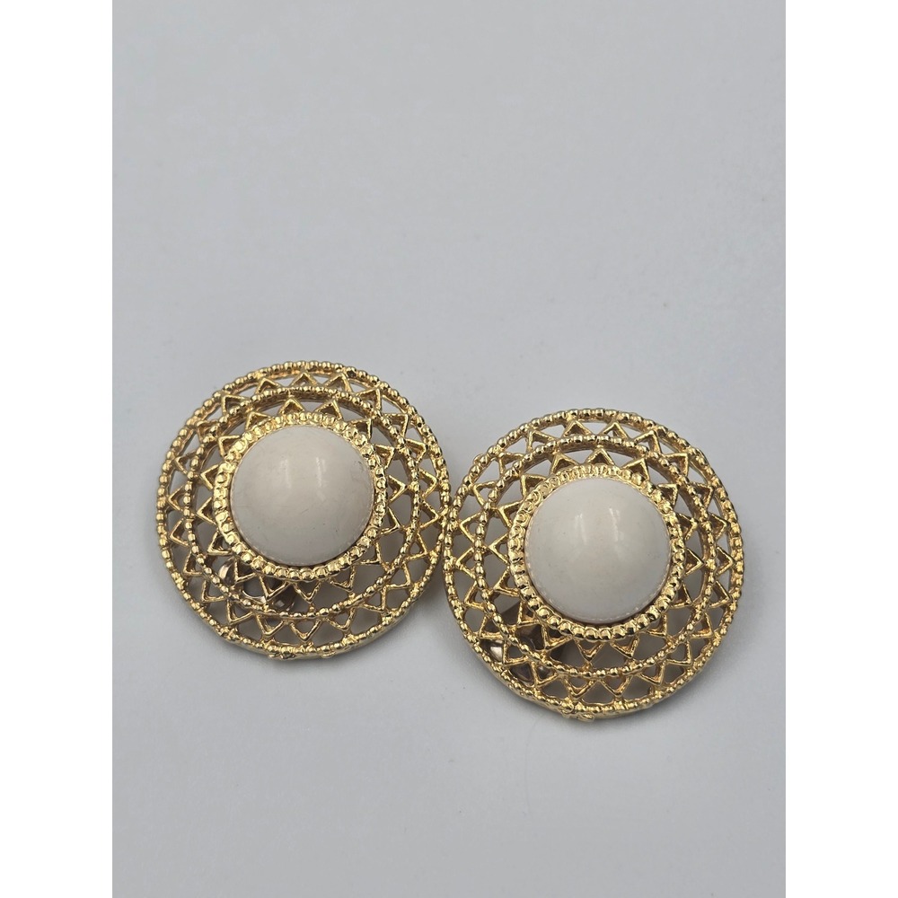 Vintage Gold Tone Filigree Clip-On Earrings White Cabochon Round Fashion Jewelry